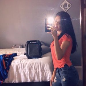 Meet your Posher, Sara